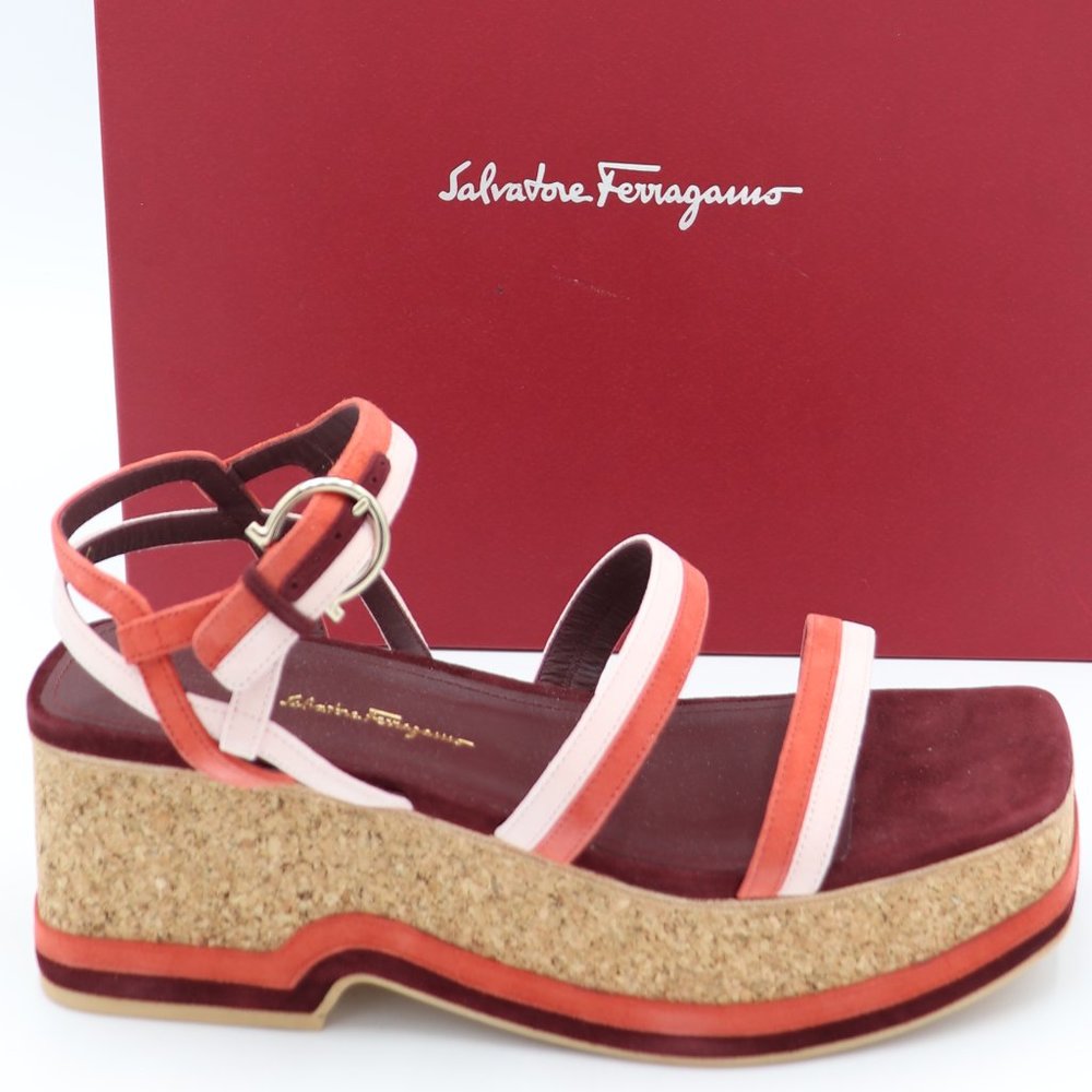 NIB Salvatore Ferragamo Mysen Sandals